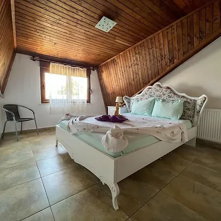 Homekemer,com Villa